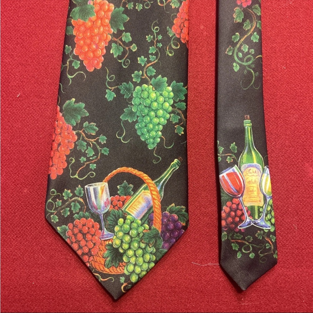 D'em Crazy Men's Wine Grape Vineyard Vino Black Necktie Tie T6